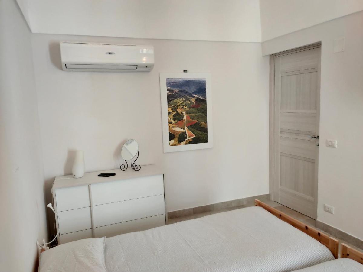 ...A Casa Di Sandro Tricarico エクステリア 写真